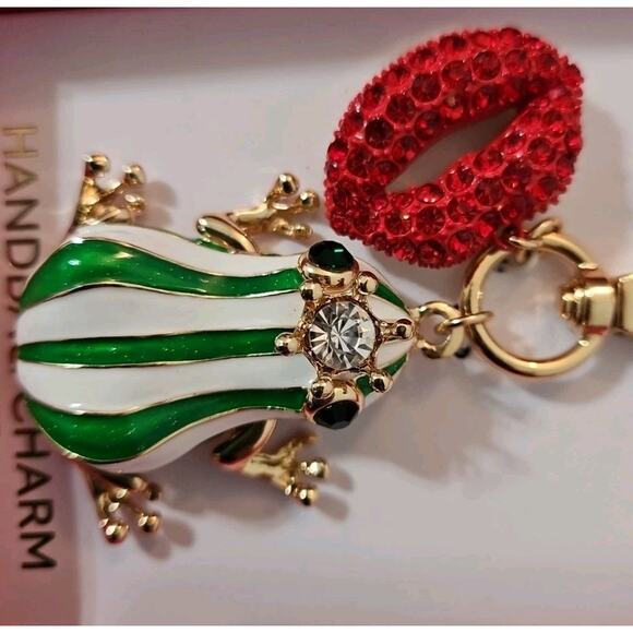 True To Form Frog Handbag Charm Key Ring Clip On Bag Tote Backpack - Picture 3 of 3